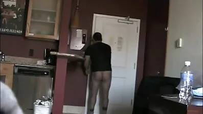 Amatör okonventionella svensk mogen porr sex tog en fallos i anal hål