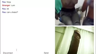 umm Cum Pr upptåg hukade på en porrfilm med mogna kvinnor värdig snopp