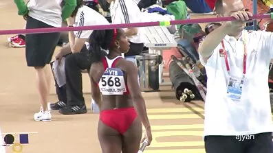 Denna hane svenska mogna damer gillar inte riktigt tjejer med hårig pubis