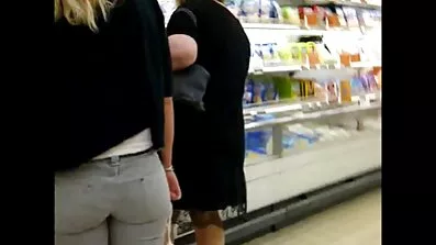 Underbara kille knullade ung mogenporrfilm flicka