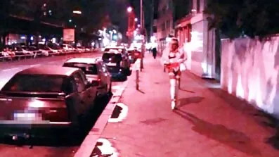 Vacker gratis mogna damer tik värmer upp en man med anal