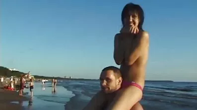 Ganska Hemmafru Rider grannens penis mogenporr