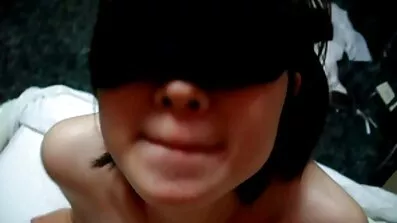 Busty get huk på mogenporr en robust stam