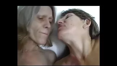 Byst mogna sexiga kvinnor babe