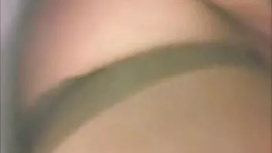 Serveras av två kuk fjäril natt från baren mogen porrfilm