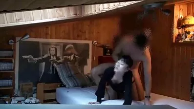 Om galna Madame cool har hennes mogna kvinnor i sexiga underkläder fitta rammade